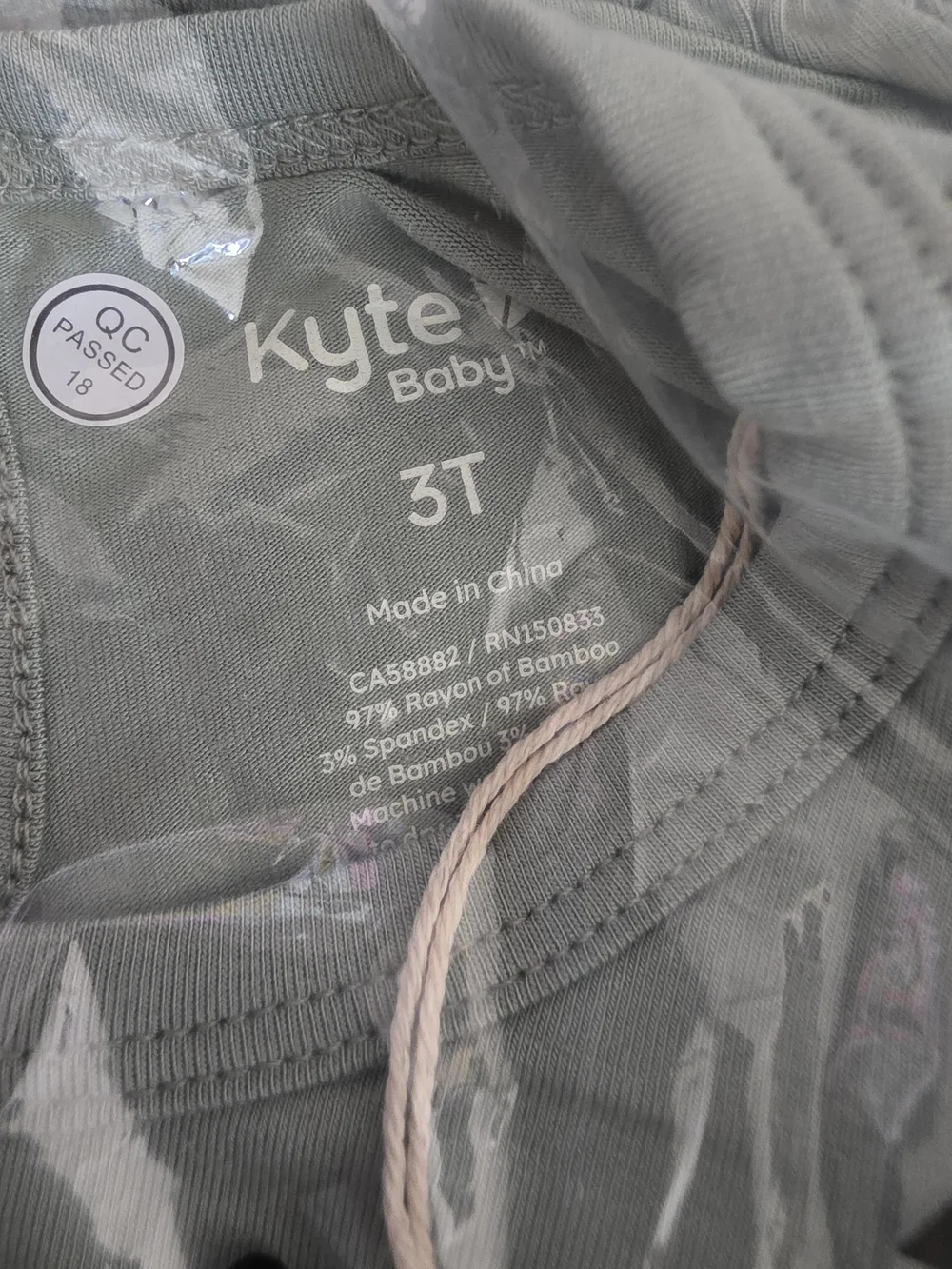 NWT Kyte Baby Bubble Romper in Thyme Lily - Size 3T